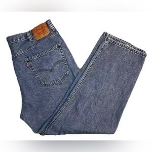 Mens Levi's 550 Relaxed Fit Blue Jeans 40 x 30 Measures 39 × 29.5 Medium Wash